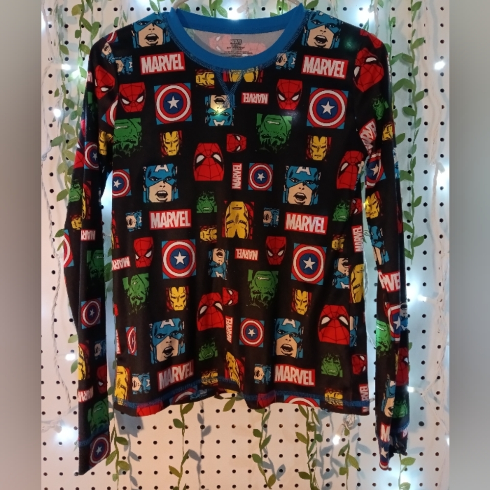 Marvel superheroes long sleeve